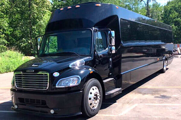 39-passenger party bus